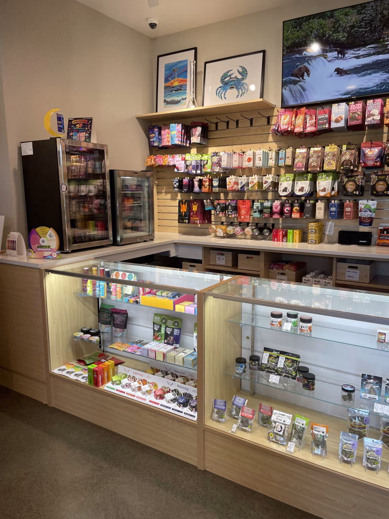 Danksgiving in Skagit County — A Relaxing Thanksgiving Guide from Northwind Cannabis 3 nterior of Northwind Cannabis near Anacortes showcasing the store’s bright and welcoming atmosphere for Danksgiving shoppers